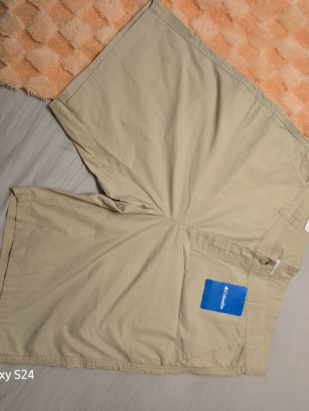 Columbia Men's Tan Flat Front Shorts